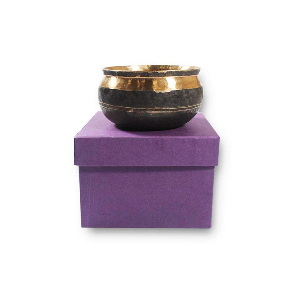 Box-19-min.jpg